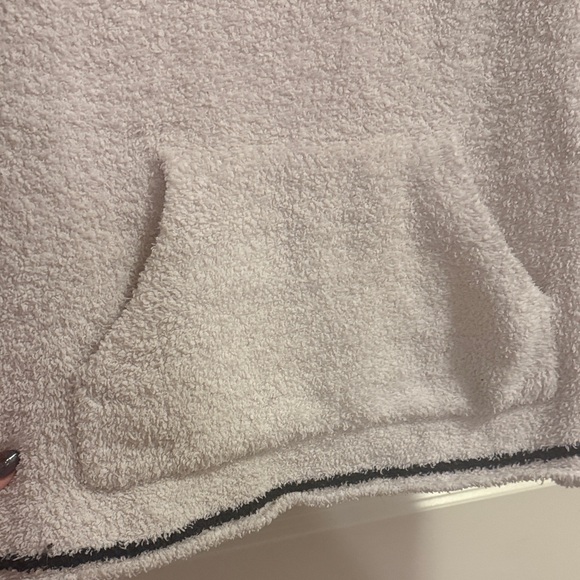 GUC Barefoot Dreams Cozy Chic Knit White Sweater with Black Trim Size Large - Picture 3 of 5